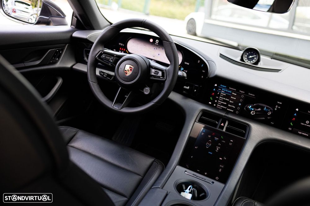 Porsche Taycan 4S Bateria Performance Plus - 3