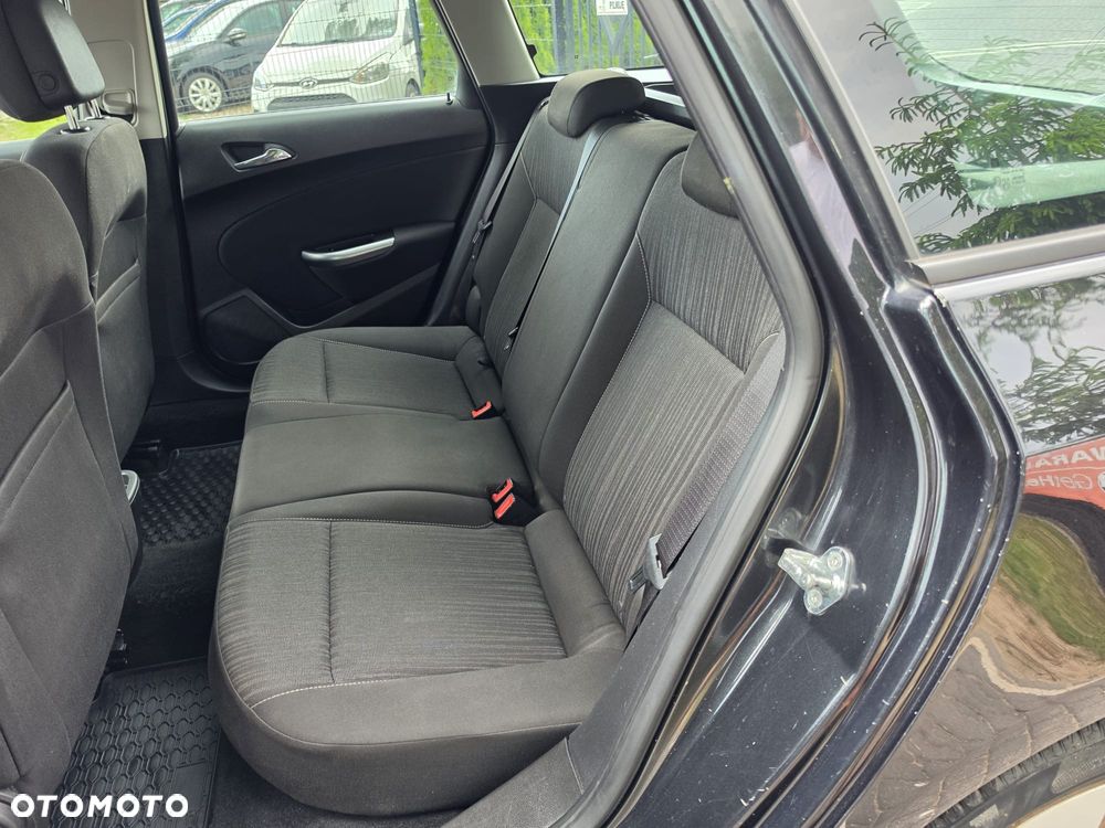 Opel Astra 1.4 Sport - 22