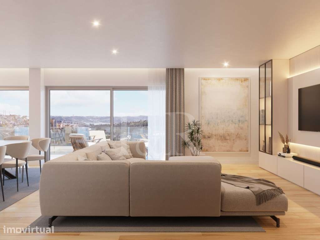 Apartamento T3 com varandas e estacionamento em Campolide, Lisboa - Grande imagem: 2/35