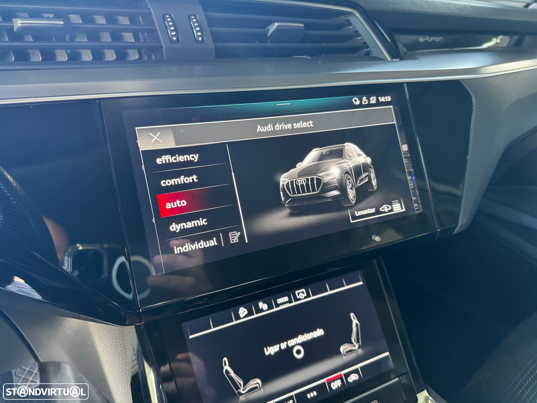 Audi e-tron Sportback 55 quattro S line - 25