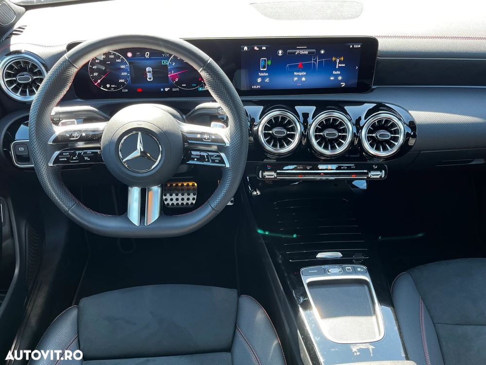 Mercedes-Benz CLA - 13