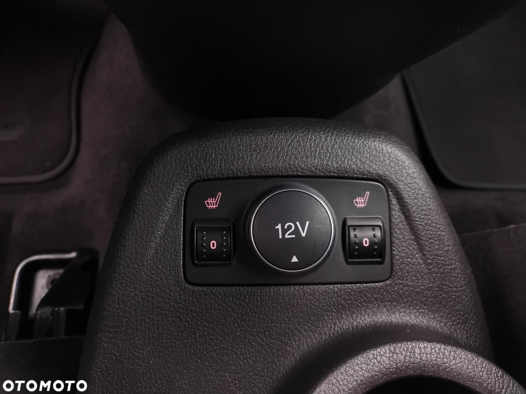 Ford Tourneo Connect Grand - 24