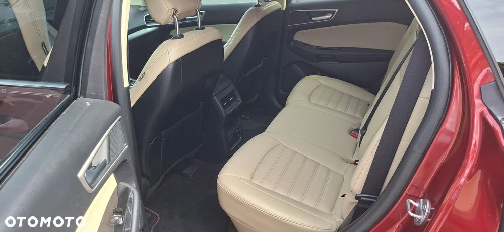 Ford Edge - 15