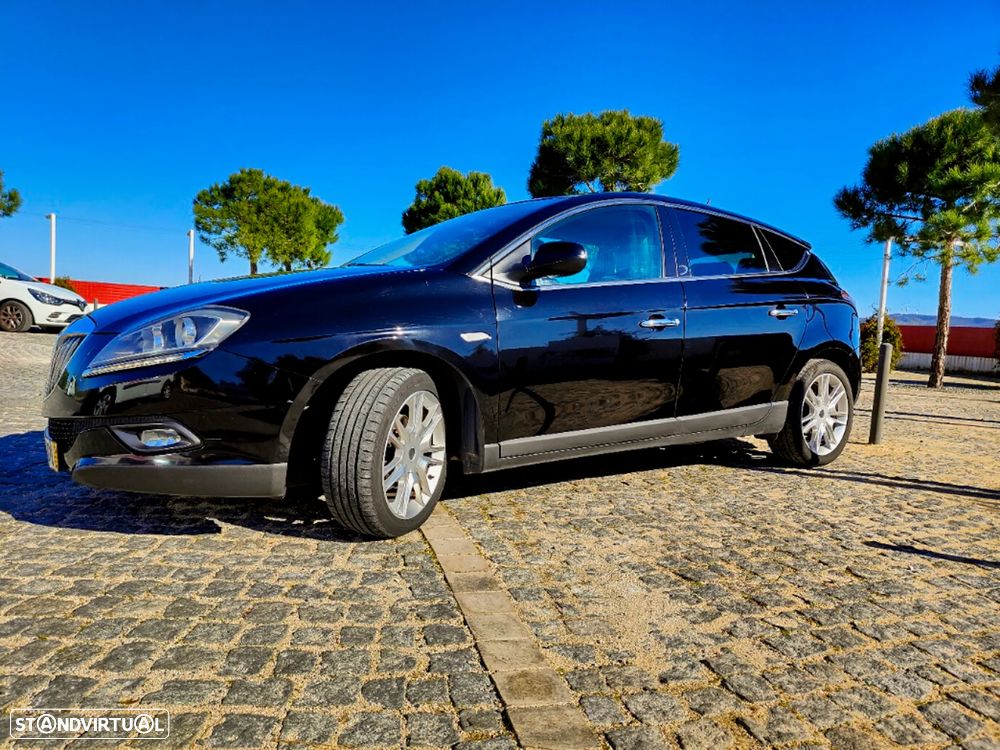 Lancia Delta 1.6 M-Jet Oro - 1