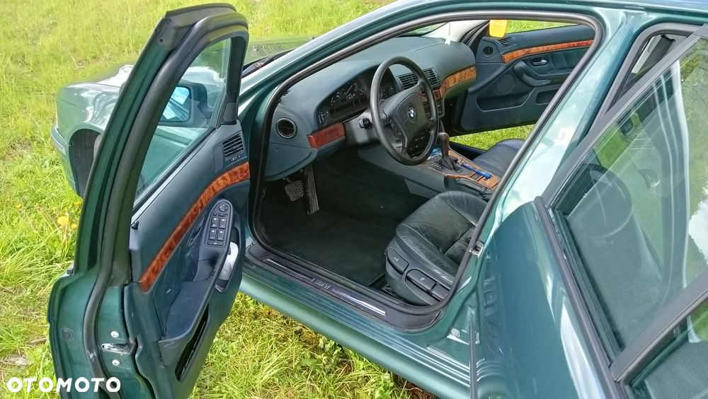 BMW Seria 5 - 12