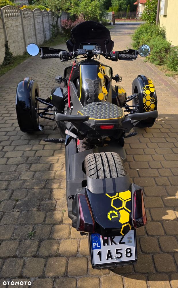 Can-Am Ryker - 3