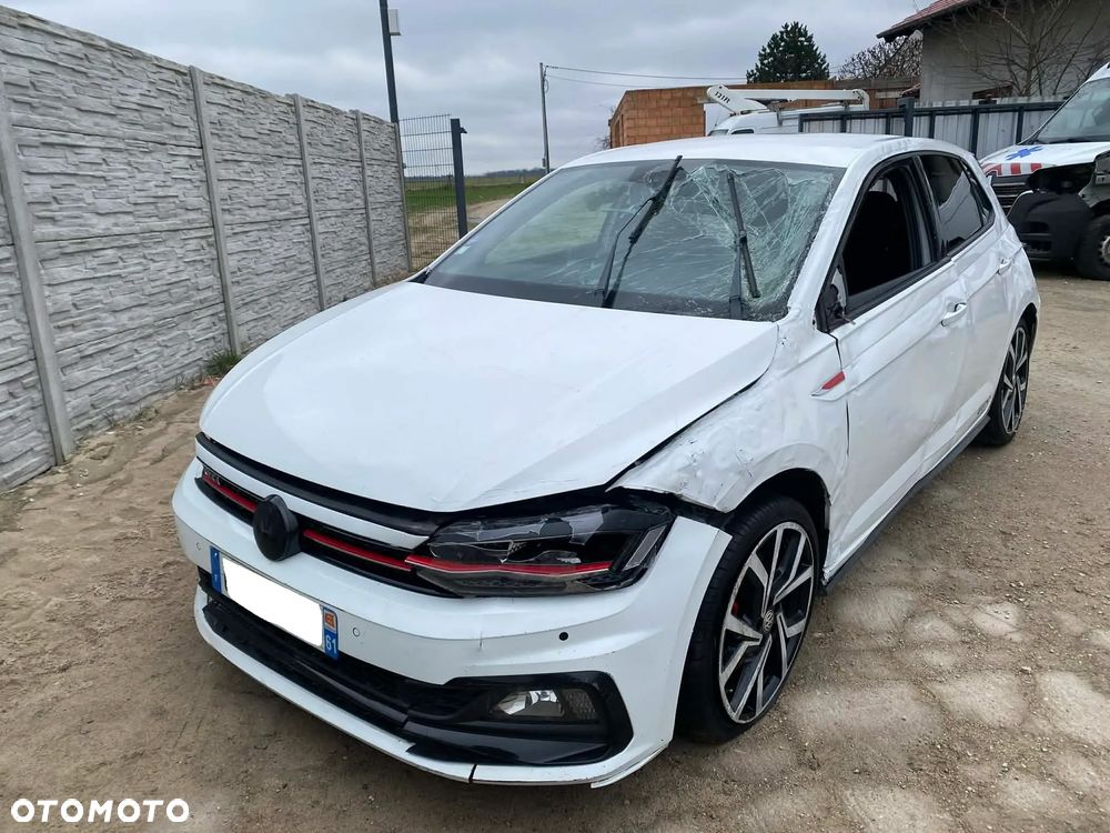 Volkswagen Polo 2.0 TSI DSG GTI - 31