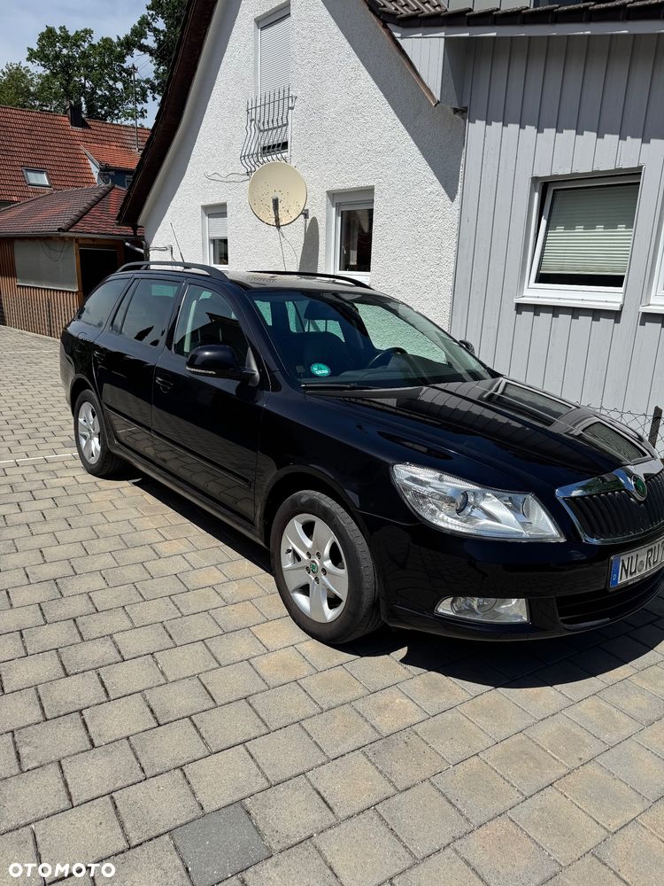 Skoda Octavia 1.6 TDI Elegance DSG - 8