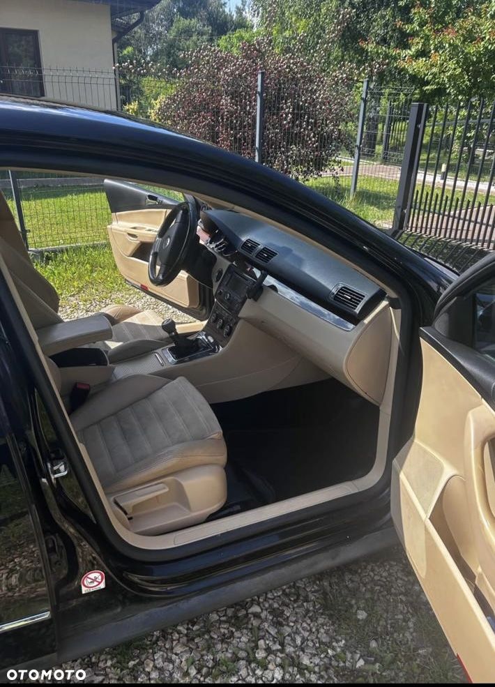 Volkswagen Passat 2.0 TDI Trendline - 5