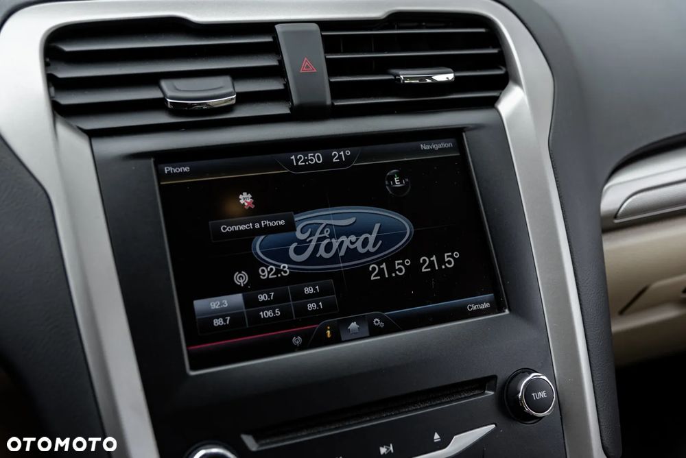 Ford Mondeo - 37