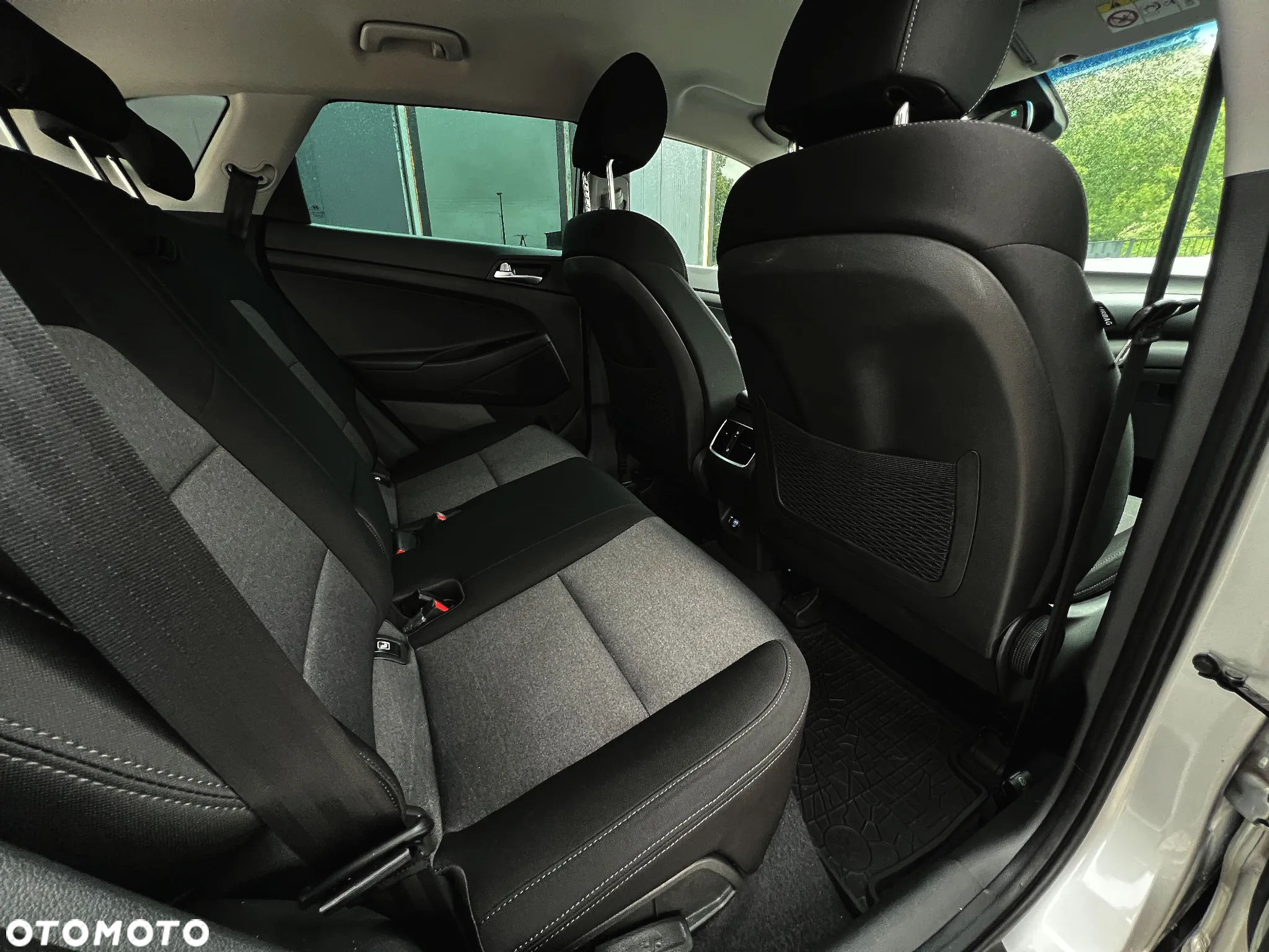 Hyundai Tucson 1.6 CRDi 48V-Hybrid 2WD DCT Trend - 23