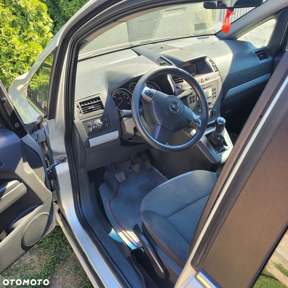 Opel Zafira - 7