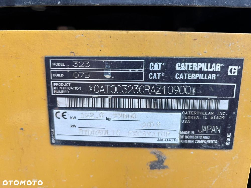 Caterpillar 323 - 14