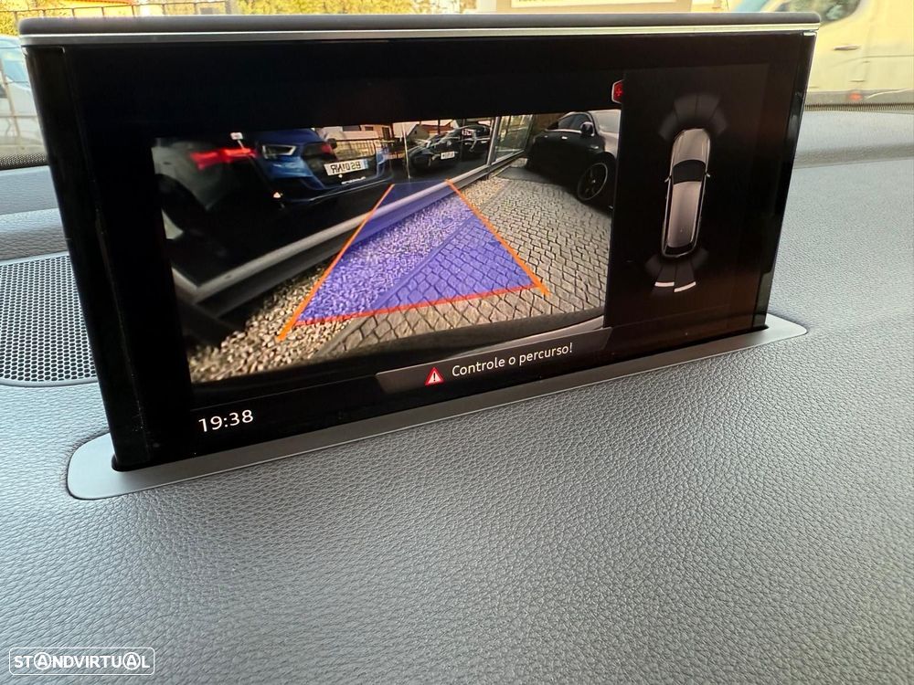 Audi Q7 3.0 TDI quattro tiptronic 7L - 28
