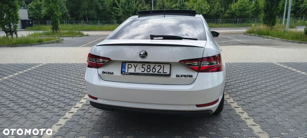 Skoda Superb 2.0 TDI L&K DSG - 5