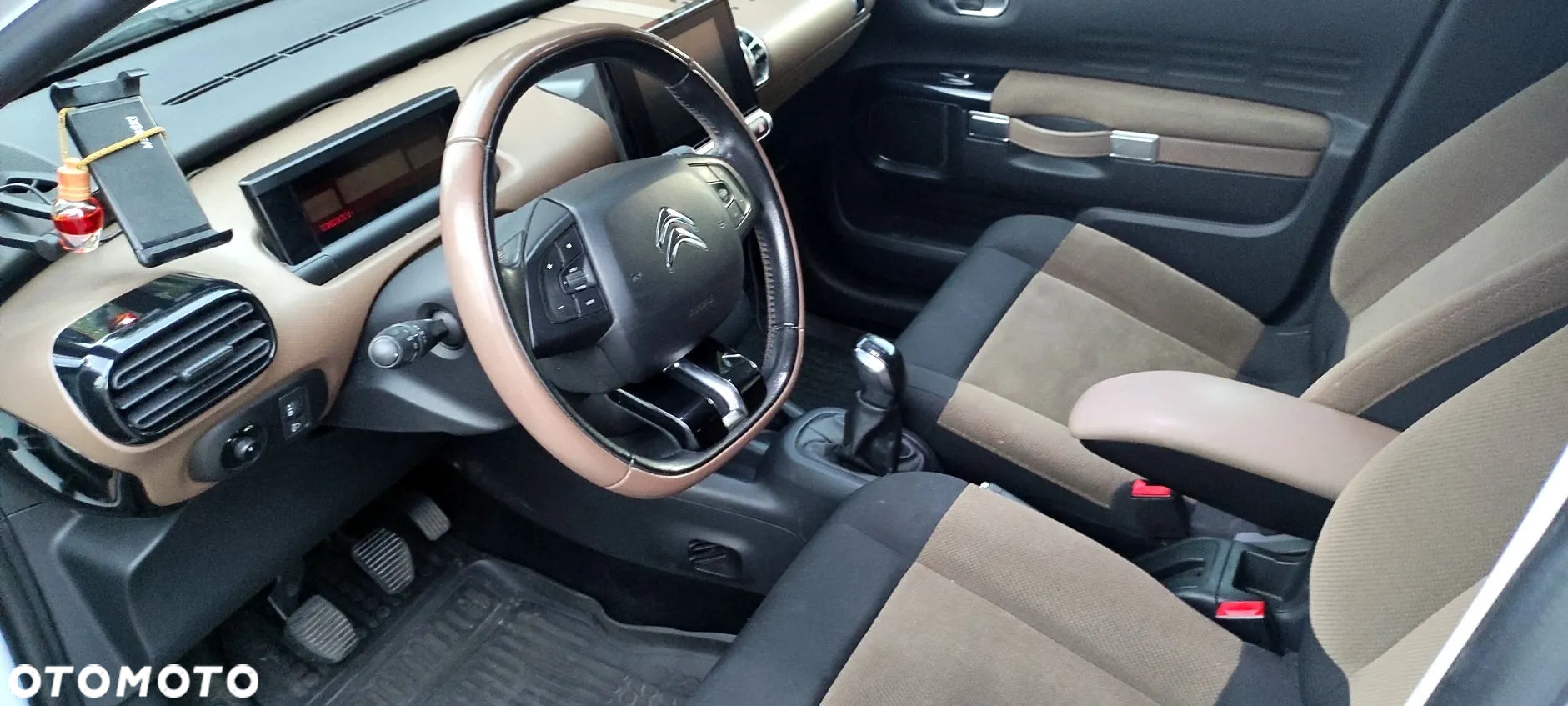 Citroën C4 Cactus 1.2 PureTech Feel Edition S&S - 13