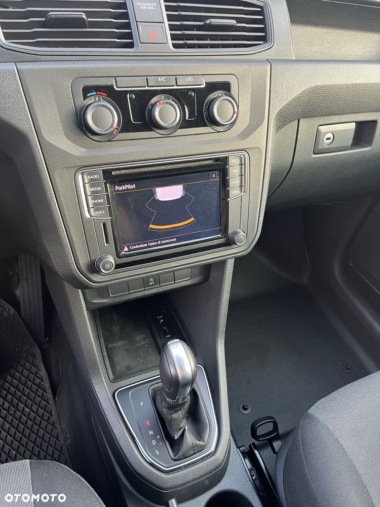 Volkswagen Caddy - 23