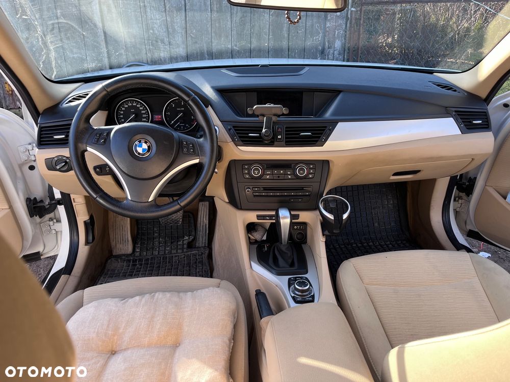 BMW X1 xDrive18d xLine - 5
