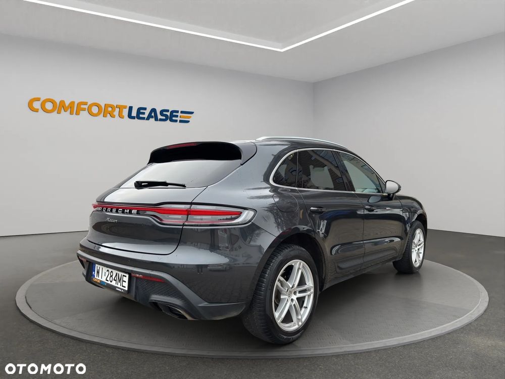 Porsche Macan Standard - 2
