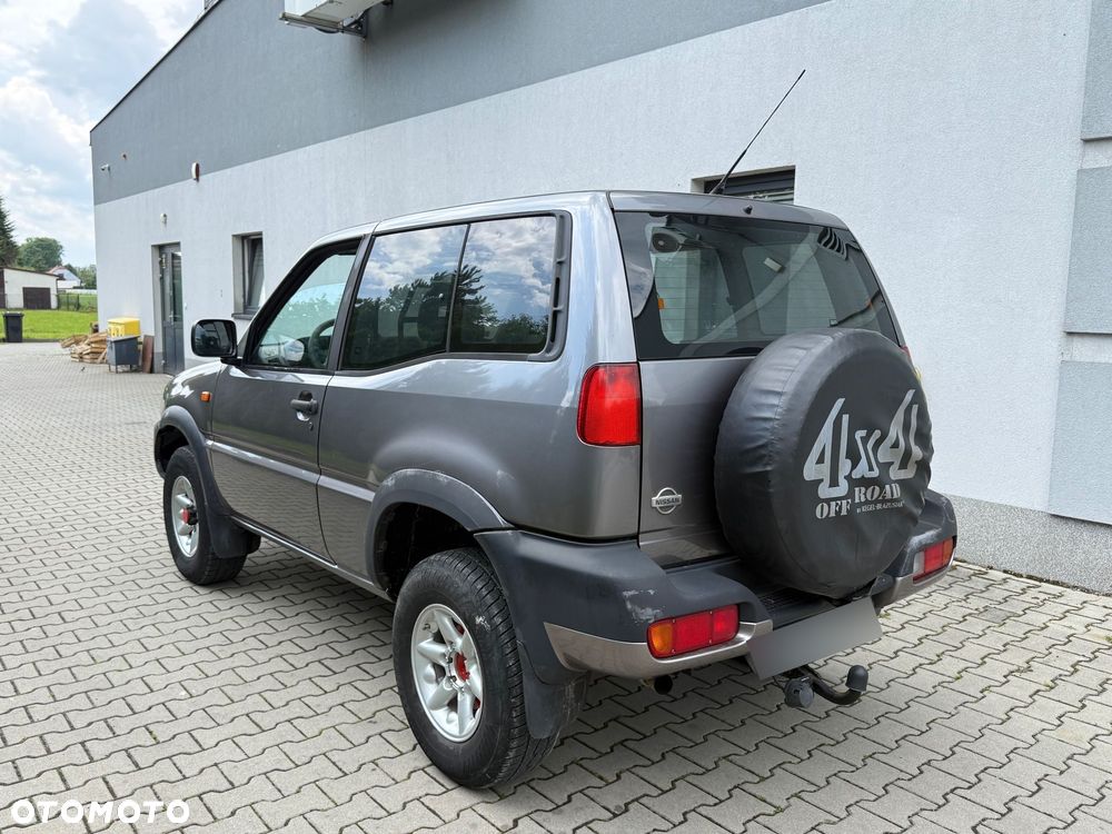 Nissan Terrano 2.7 TDi Sport - 1