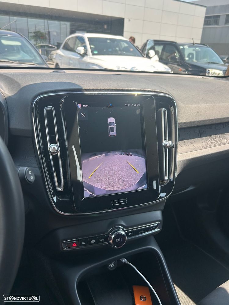 Volvo XC 40 Recharge Plus - 13