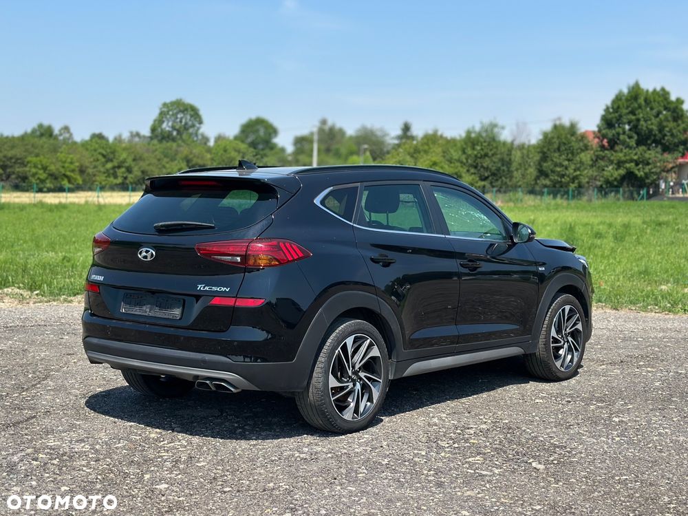 Hyundai Tucson - 16