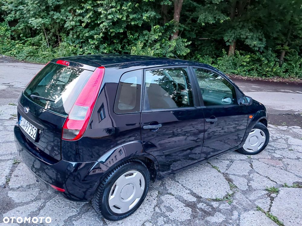 Ford Fiesta 1.3 - 11