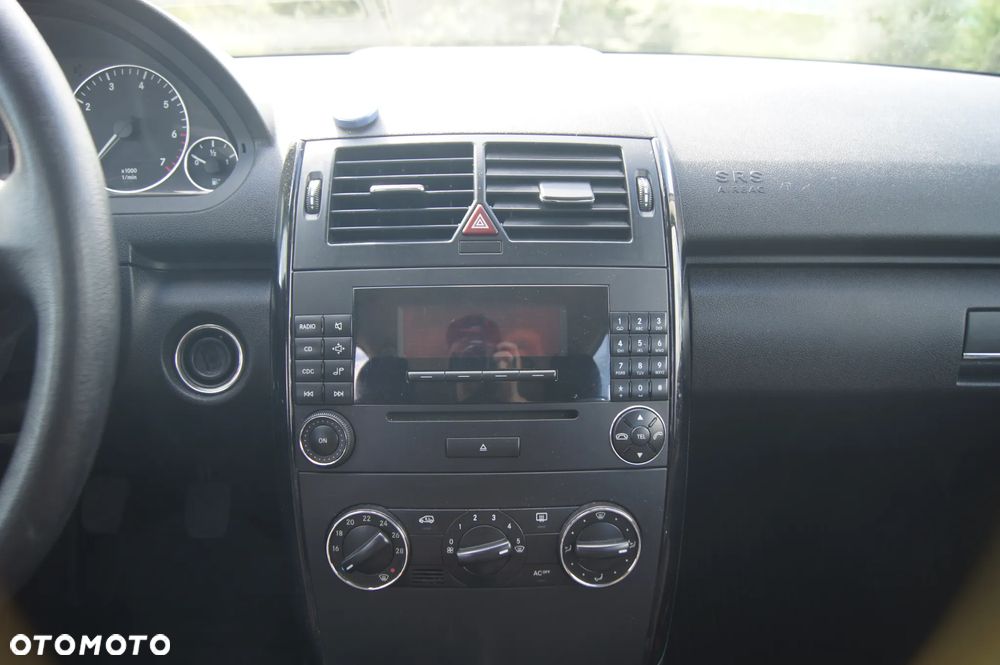 Mercedes-Benz Klasa A 170 Avantgarde Edition 10 - 15