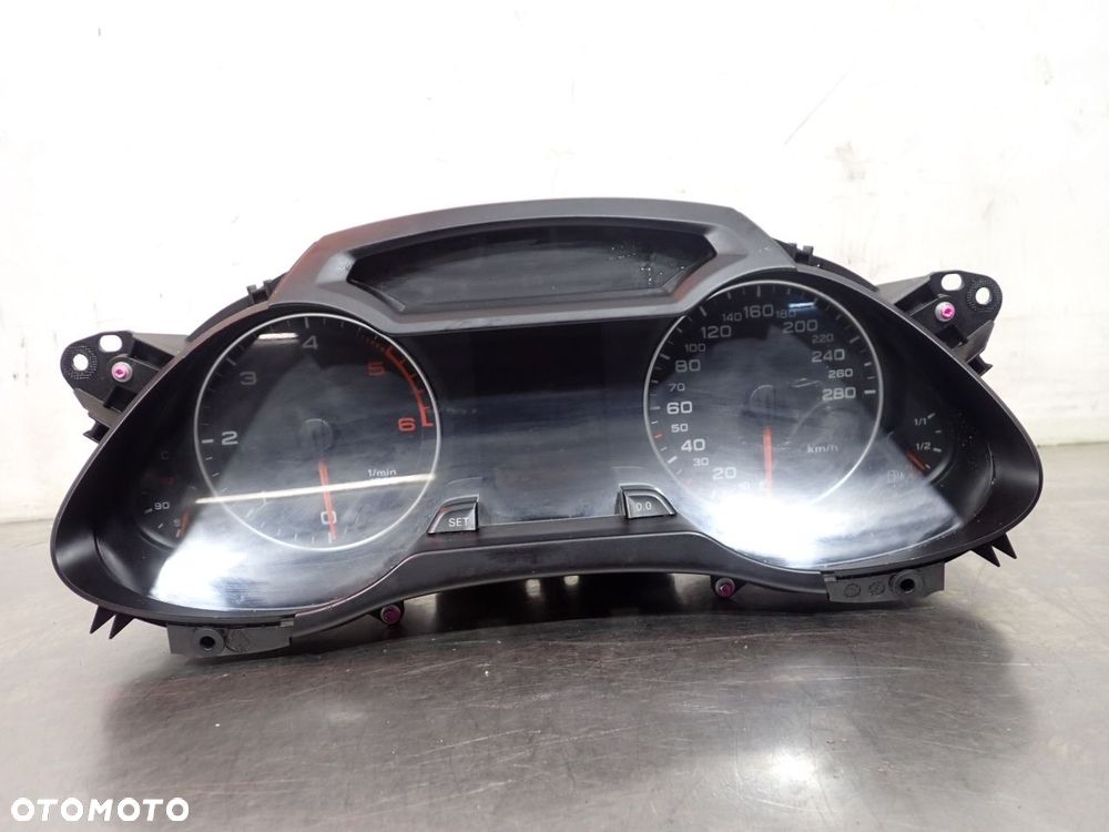 LICZNIK AUDI A4 B8 8K0920930C - 2