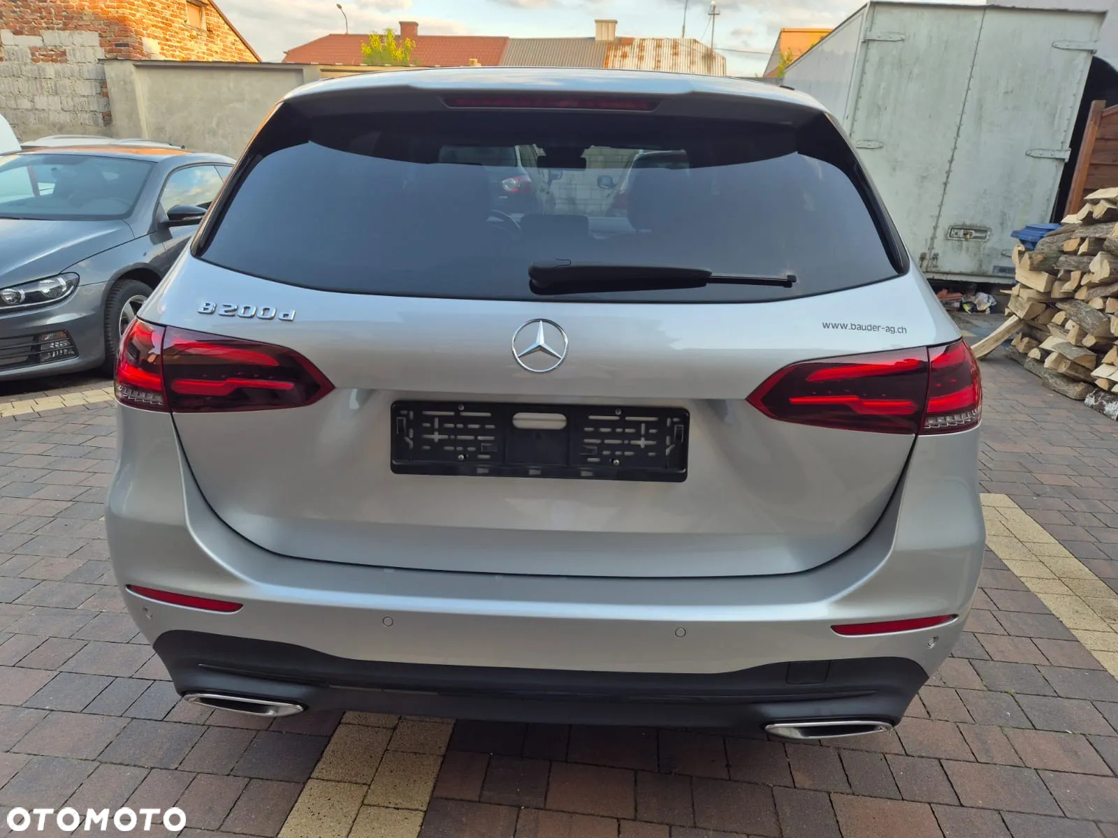Mercedes-Benz Klasa B 200 d 4-Matic 8G-DCT - 12