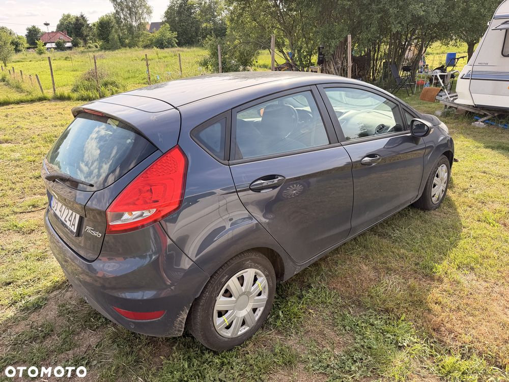 Ford Fiesta - 4