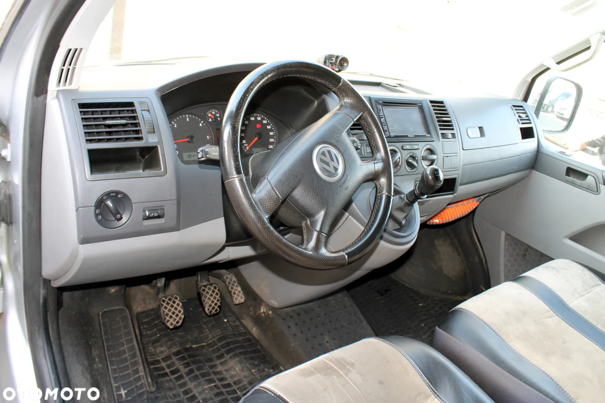 Volkswagen TRANSPORTER 4X4 KLIMA - 10