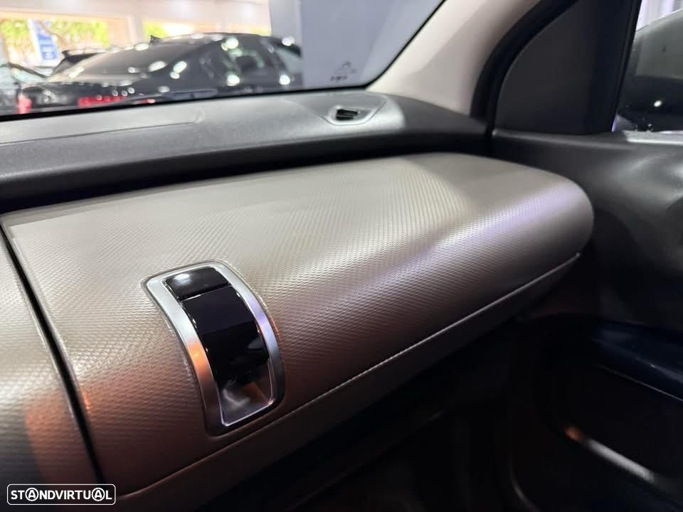 Citroën C4 Cactus 1.2 PureTech Shine Pack - 33