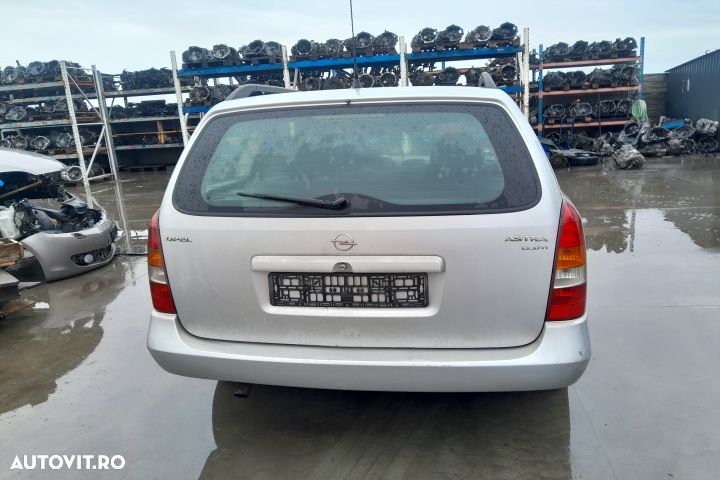 Dezmembrez Opel Astra G [1998 - 2009] wagon 5-usi 1.7 DTi MT (75 hp) - 4