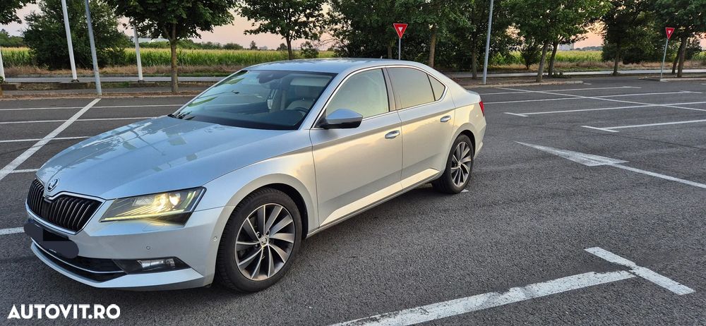 Skoda Superb 2.0 TDI DSG Laurin & Klement - 2