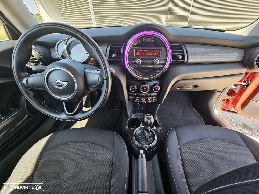 MINI 3 Portas One D - 16