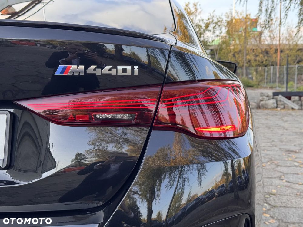BMW Seria 4 M440i xDrive mHEV - 11