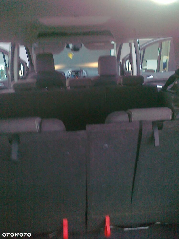Ford Tourneo Connect - 15