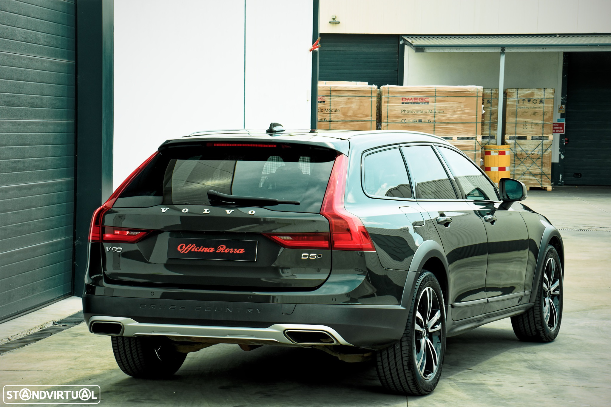 Volvo V90 Cross Country 2.0 D5 Pro AWD Geartronic - 10