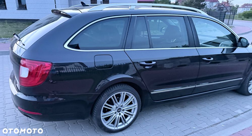 Skoda Superb 2.0 TDI Platinum DSG - 5
