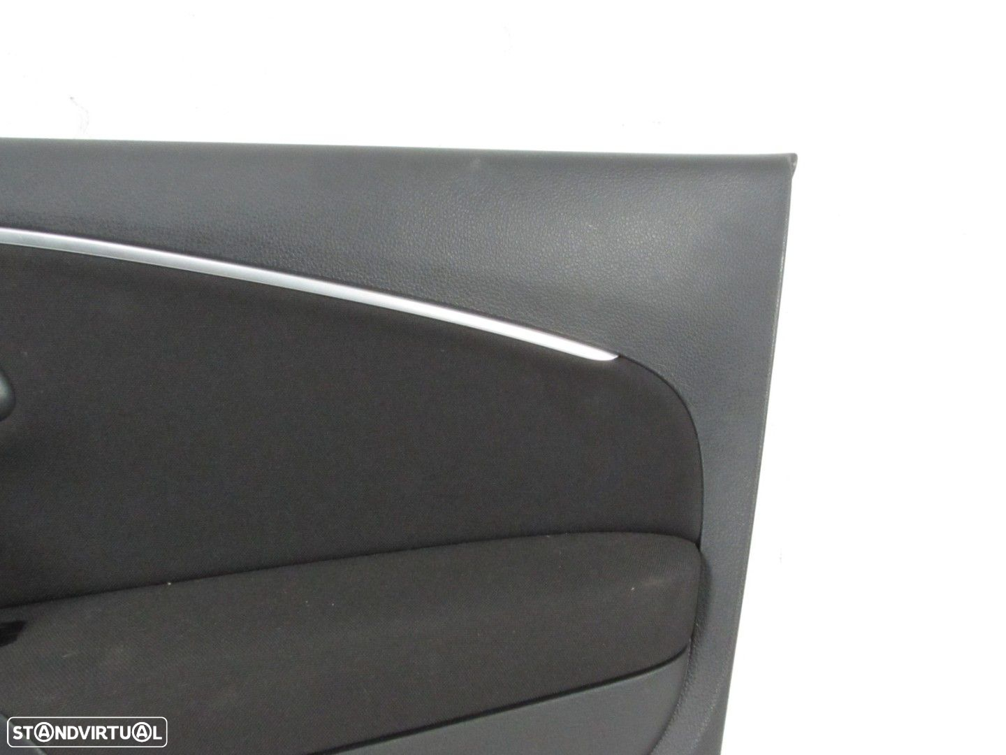 Forra da Porta Direito/Frente Seminovo/ Original VW POLO (6R1, 6C1) 6C4867012A - 3