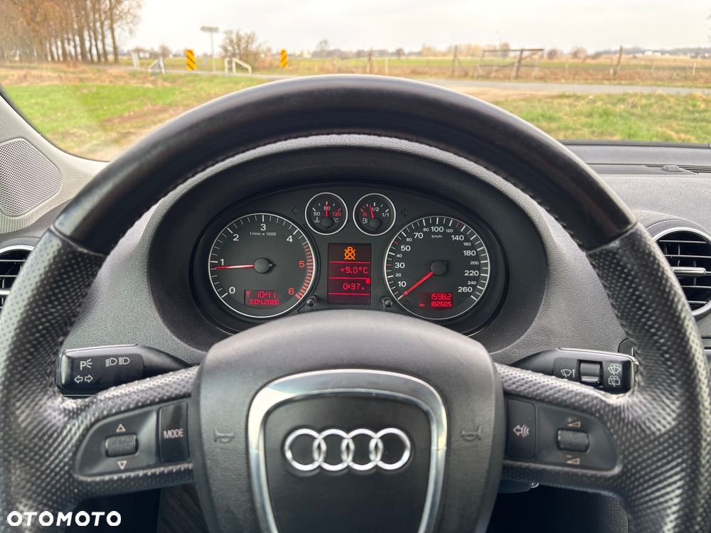 Audi A3 Sportback 2.0 TDI DPF Ambiente - 27