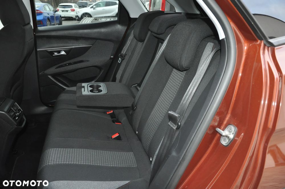 Peugeot 3008 BlueHDi 120 Stop & Start Business-Line - 19