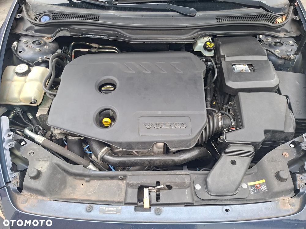 Volvo V40 D2 Summum - 26