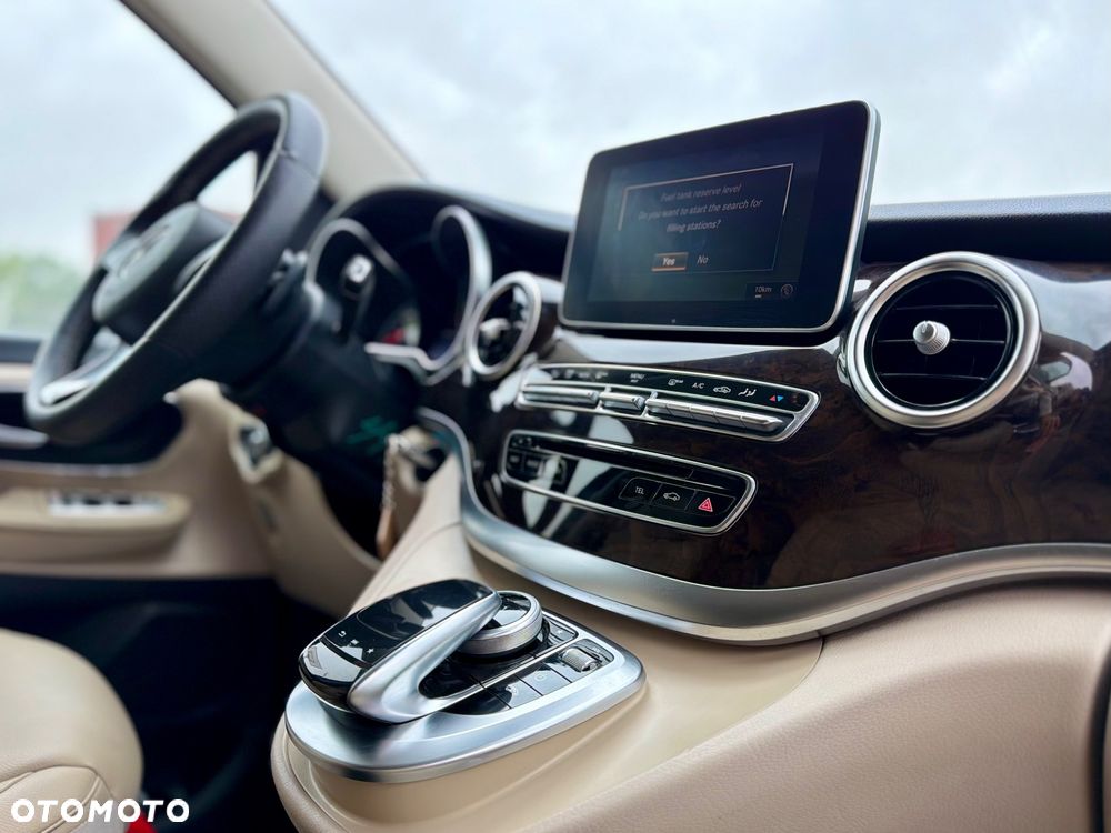 Mercedes-Benz Klasa V 300 d lang 9G-TRONIC Exclusive Edition - 22