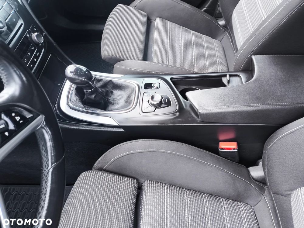 Opel Insignia 2.0 CDTI - 23