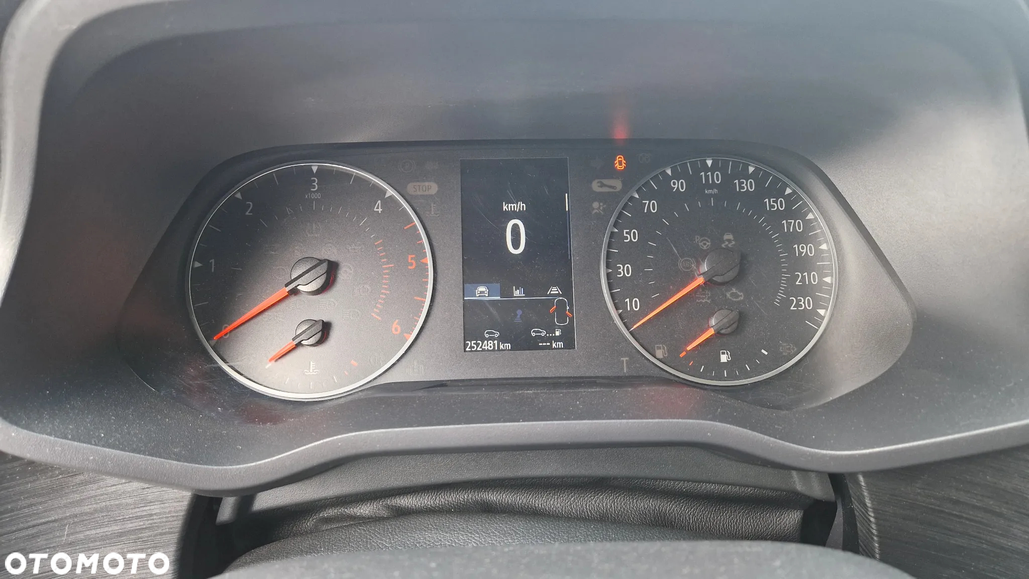 Renault Trafic - 22