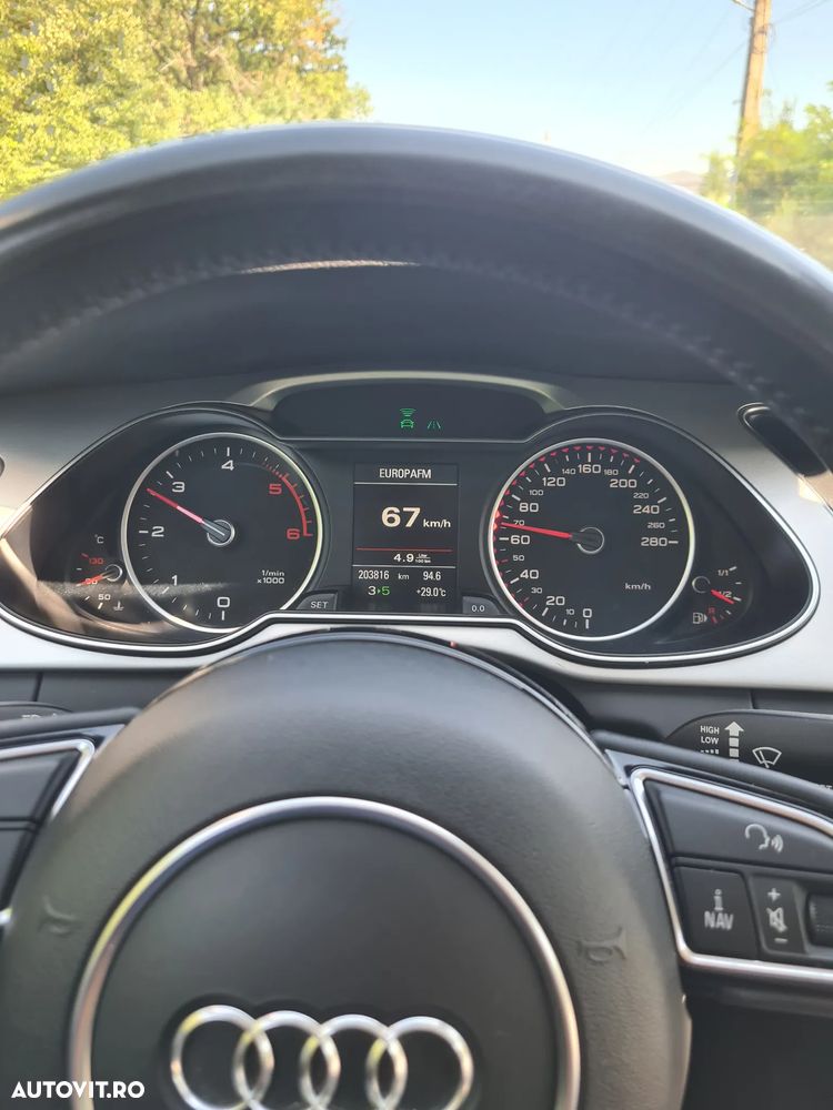 Audi A4 2.0 TDI DPF Ambition - 11