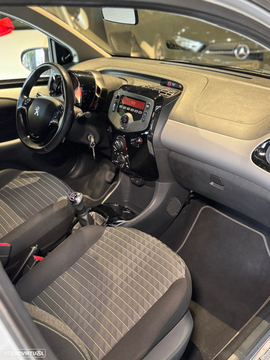 Peugeot 108 Top! 1.0 VTi Style - 23