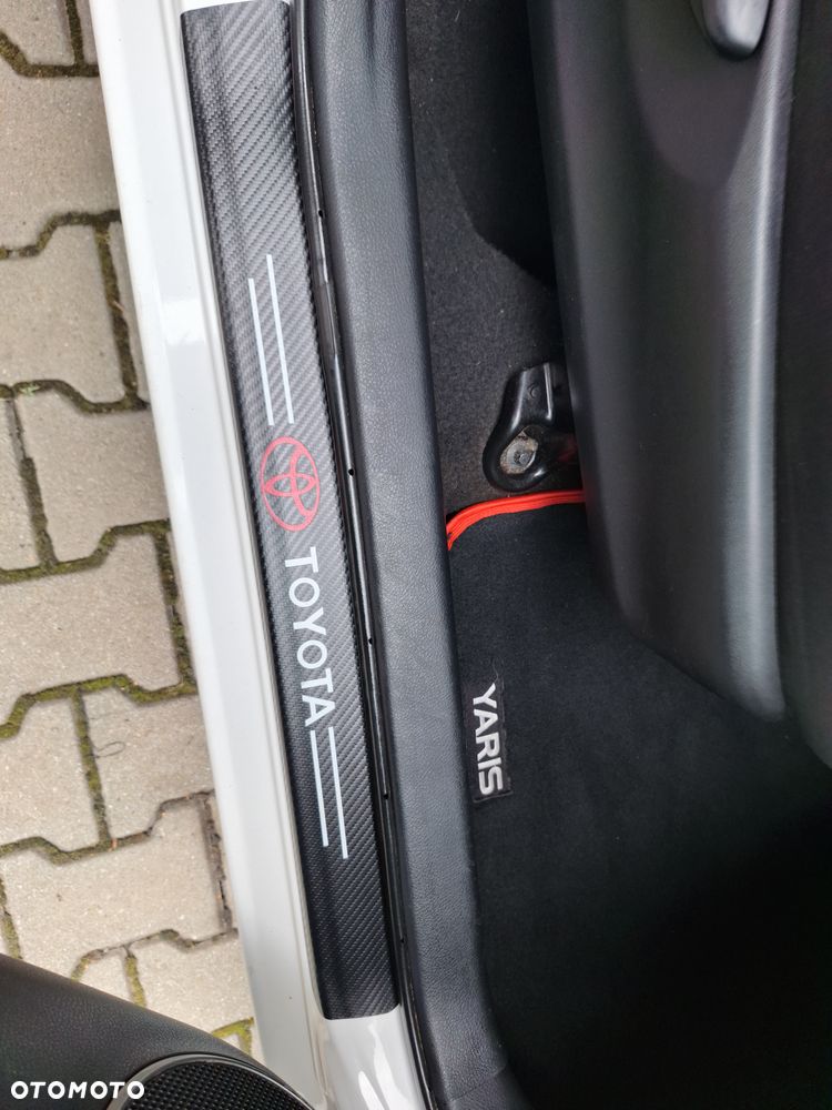 Toyota Yaris - 21